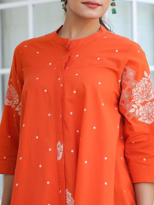 Women's Orange Pure Cotton Floral Printed Flared Tunic - Image 8