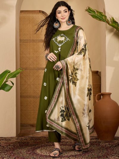 Women Bandhani Printed Sleeveless Thread Work A-Line Kurta & Trousers With Dupatta