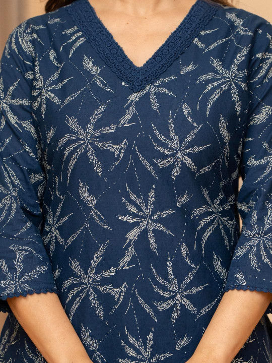 Women Floral Printed Regular Pure Cotton Kurta with Harem Pants - Image 6